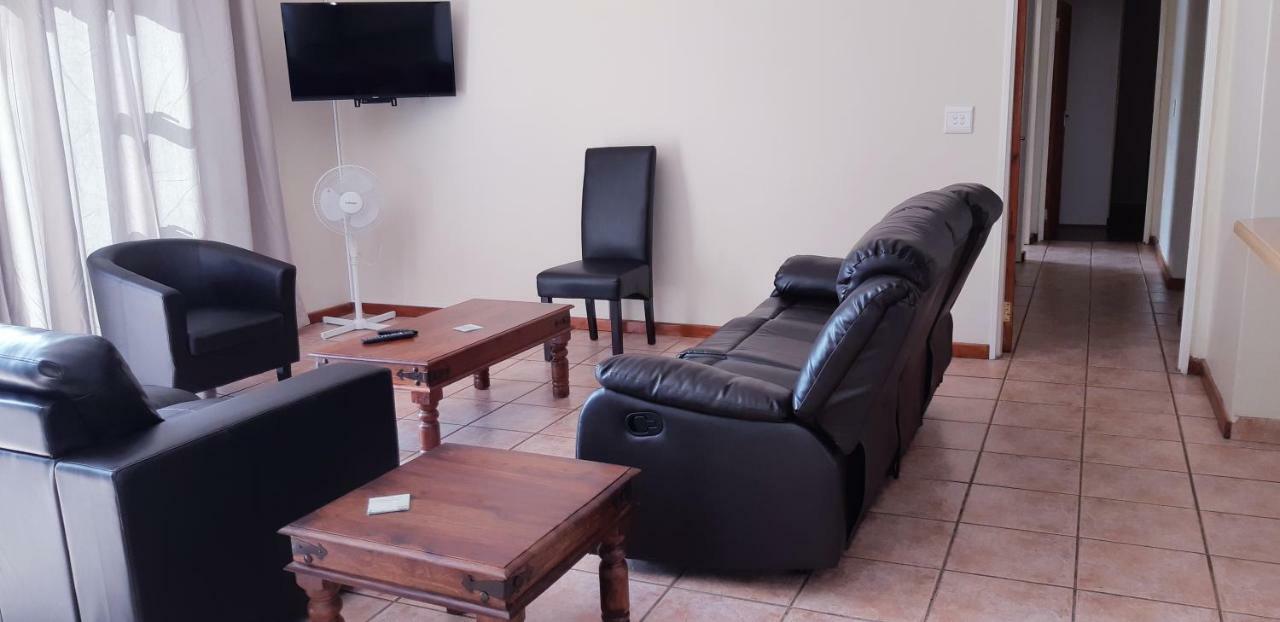 Getaway Self-Catering Tyger Valley Durbanville Exterior foto
